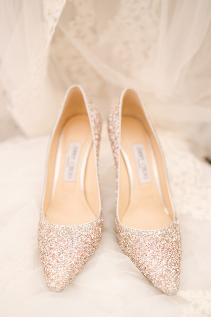 bride wedding shoes