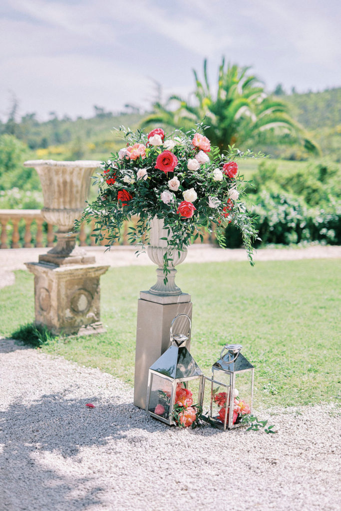 romantic ceremony wedding chateau robernier
